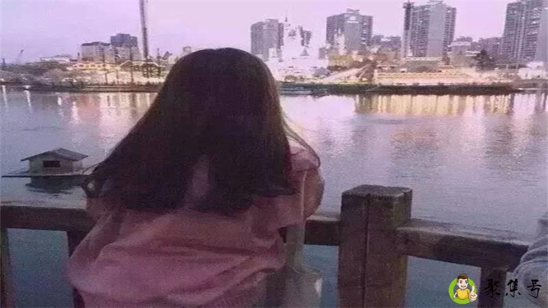 女生突然换头像表示什么