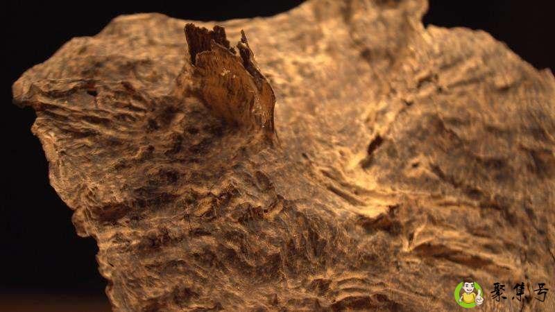 松花粉和爽身粉的区别