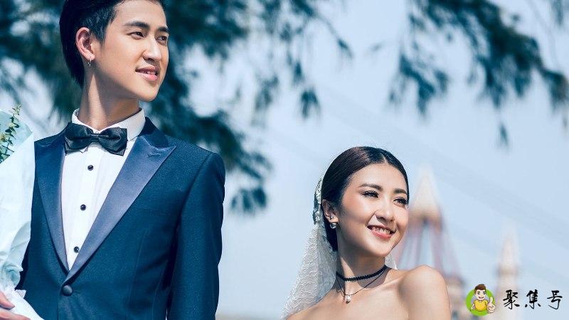 初见乍欢 久处仍怦然是什么意思