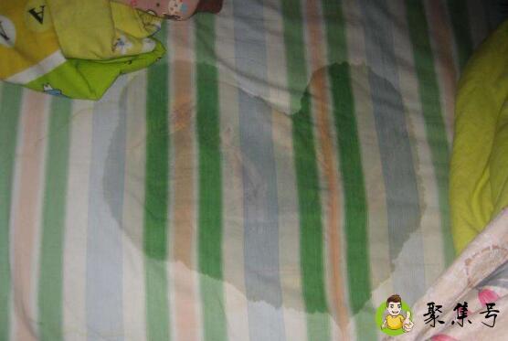 尿床了被子怎么去除臭味