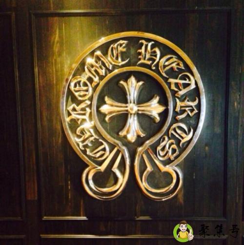 详细阅读:克罗心戒指上梵文意思 克罗心戒指上梵文意思