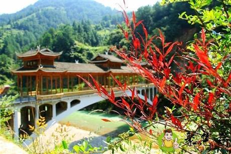 年风雨桥边是什么意思