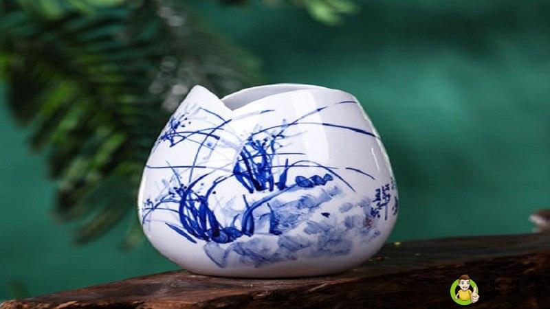 青花瓷又称什么常简称什么