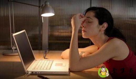 详细阅读:熬夜一个月的危害大吗 熬夜一个月的危害大吗