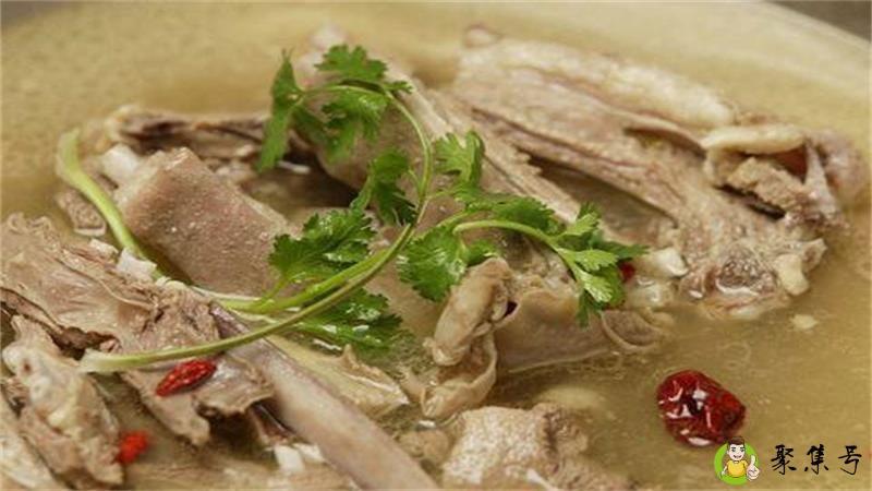 炖羊肉冷水下锅还是热水