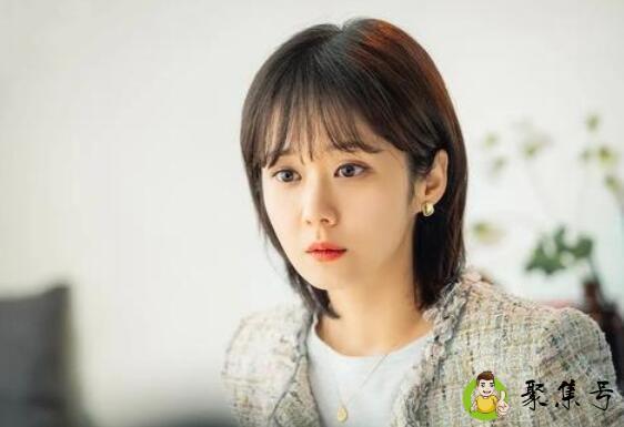 白月光是初恋的意思吗