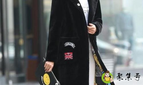 羊剪绒大衣叠放还是挂放