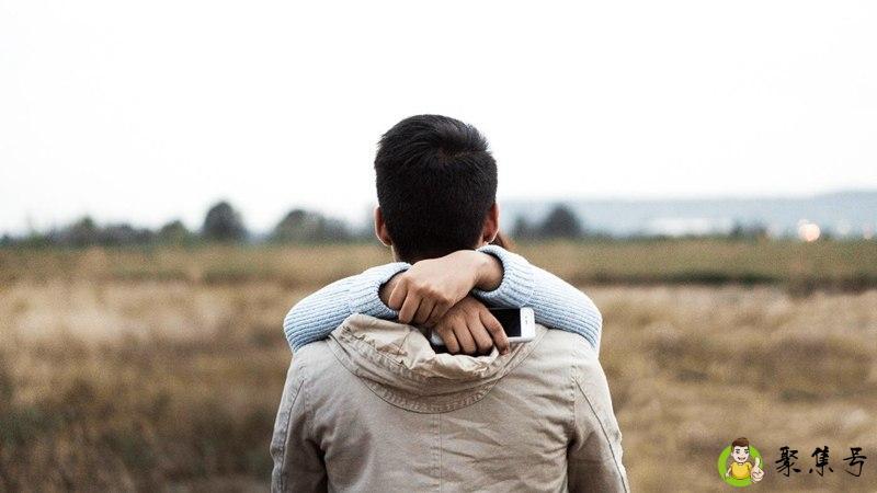 你头发乱了喔是什么梗