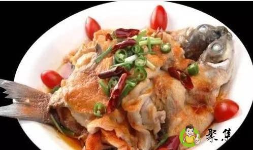 鲤鱼肉是红色的正常吗