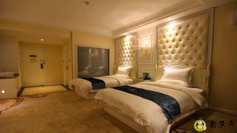 酒店床头那块布是干嘛的