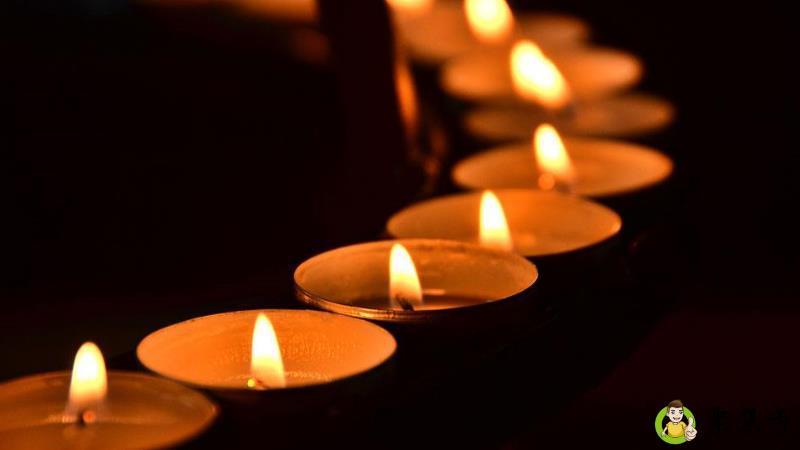 详细阅读:鬼闻香神点烛是什么意思 鬼闻香神点烛是什么意思