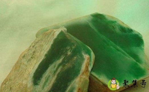 详细阅读:翡翠原石自己可以切吗 翡翠原石自己可以切吗