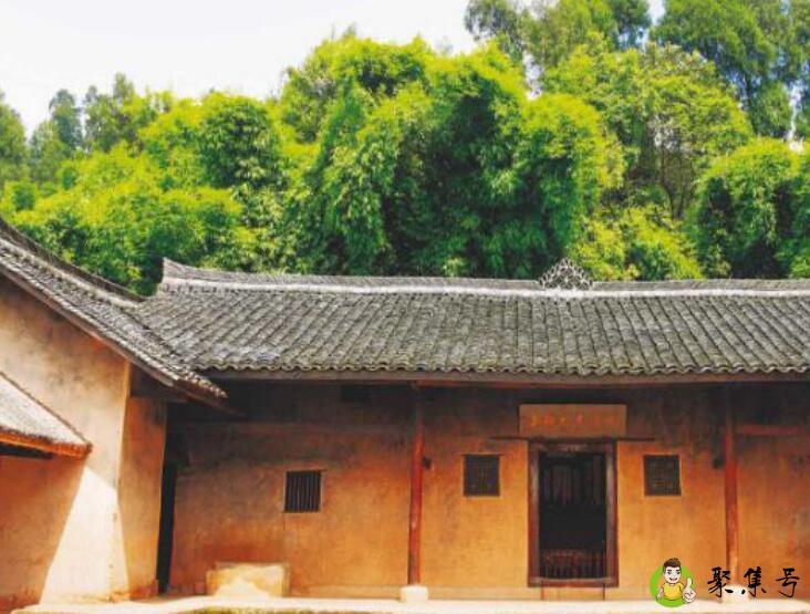 详细阅读:房前不栽树屋后不种花是什么意思 房前不栽树屋后不种花是什么意思