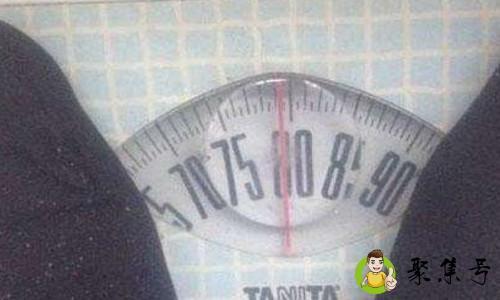 详细阅读:158 100斤胖吗 158 100斤胖吗