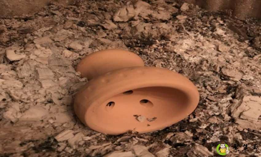 详细阅读:简单土方法烧陶 简单土方法烧陶