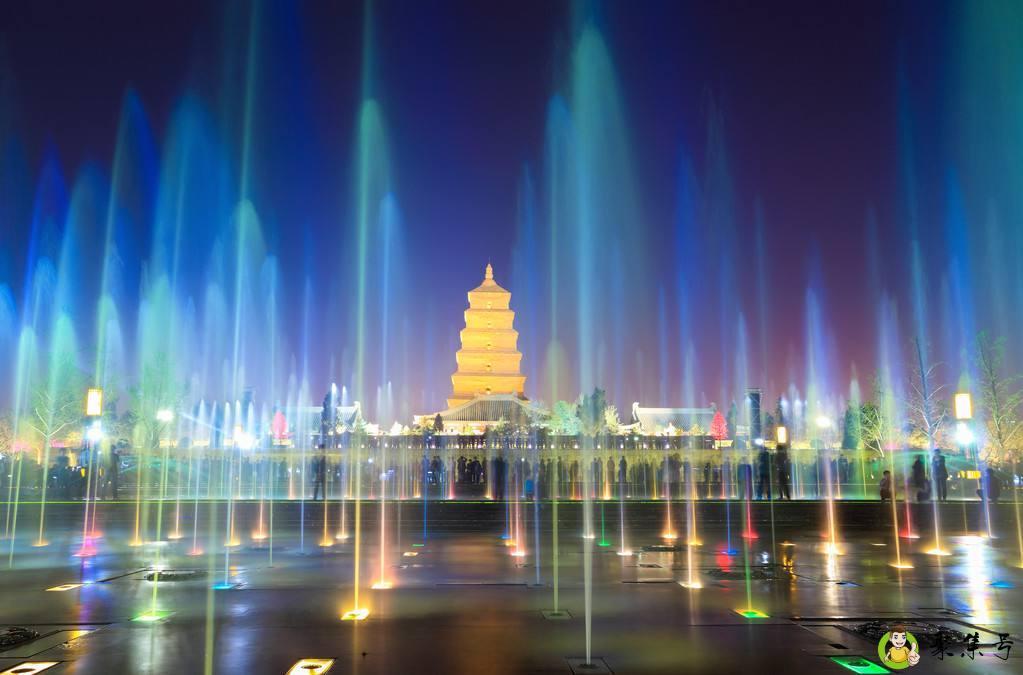 详细阅读:大雁塔喷泉开放时间 大雁塔喷泉开放时间