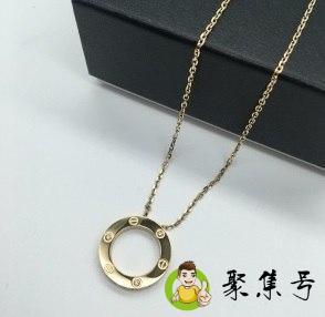 太钢项链掉色吗