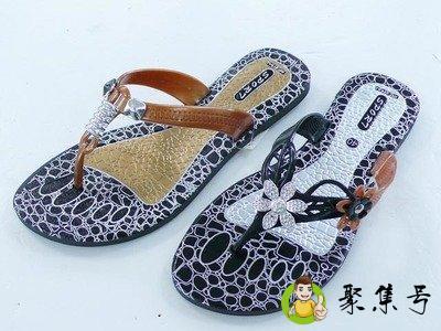 塑料拖鞋黑渍怎么去除