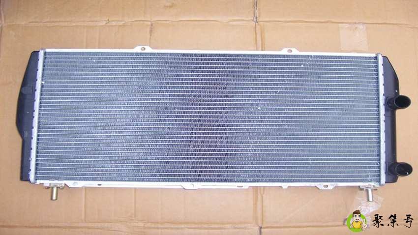 详细阅读:中冷器和水箱的区别 中冷器和水箱的区别