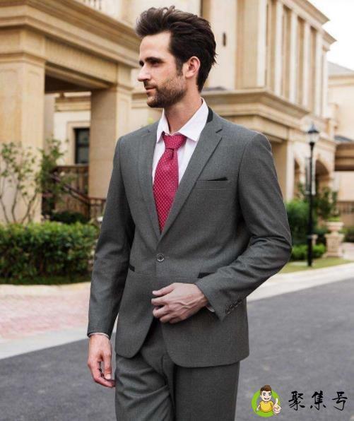 详细阅读:在正式场合男士穿西服要求 在正式场合男士穿西服要求