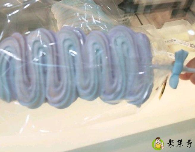 详细阅读:蛋白糖烤完粘是没熟吗 蛋白糖烤完粘是没熟吗