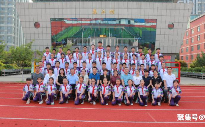 毕业感言小学六年级感动到哭（精选10篇）